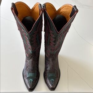 OLD GRINGO Chocolate Brown Heeled Boots with Classic Cowboy Silhouette